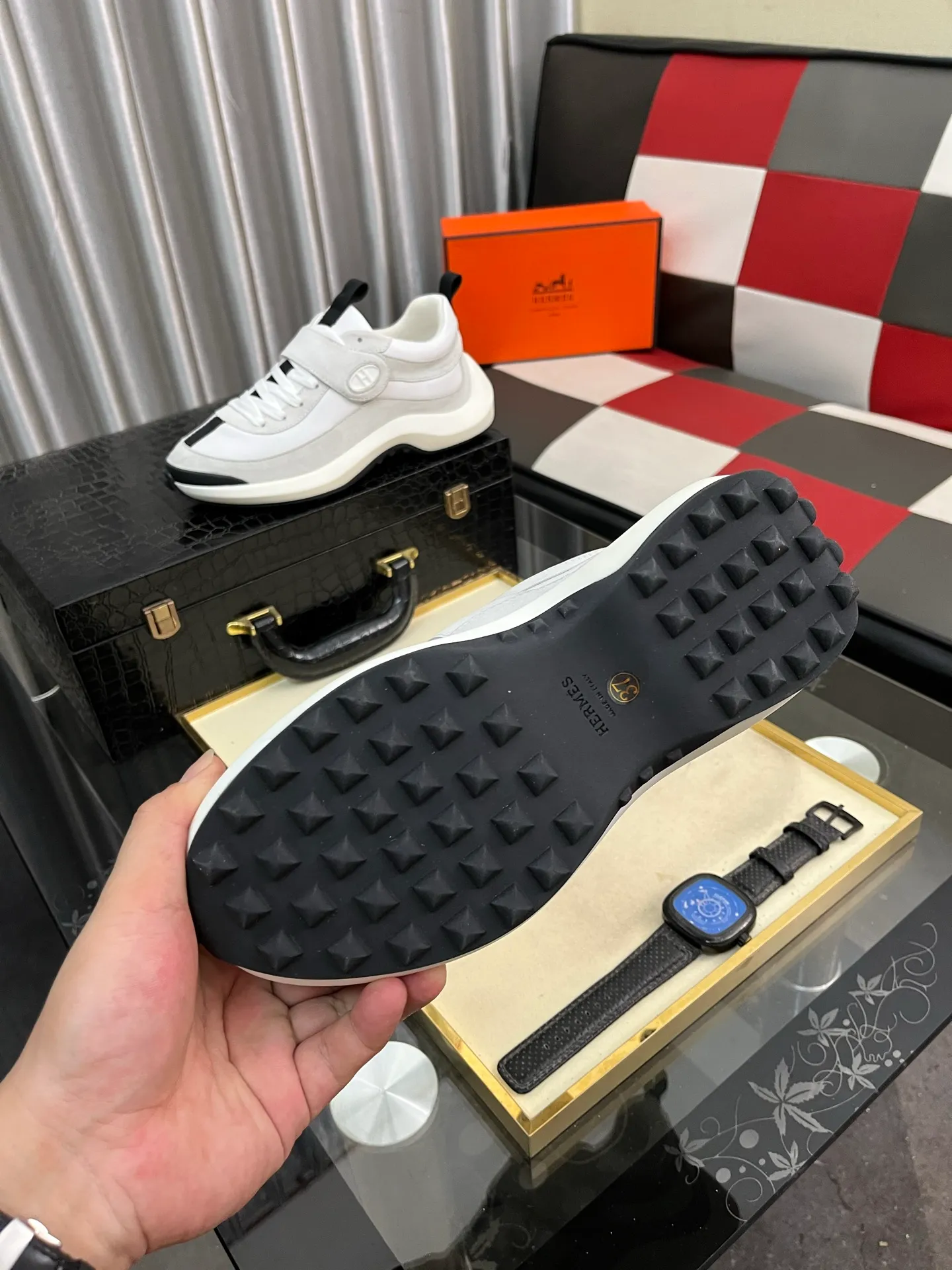 Men's shoes 💰660⌚️⌚️【HERMES】Hermès - High-end quality original order·Casual sports shoes -Upper: 🔝Nappa calfskin, suede calfskin, shoe body sewn brand ´H´ totem, tongue brand logo cloth label -Inner: water-dyed cowhide -Outsole: ultra-light TPU foam rubber; two-color molded outsole -Ultra-high quality control and fine workmanship: outstanding (high-end, noble and classy) -Size: 36-44 (45, can be customized)